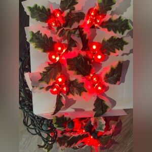 Christmas Lights String Holly Berry Philips 12 Clusters LED Tested In / Outdoor